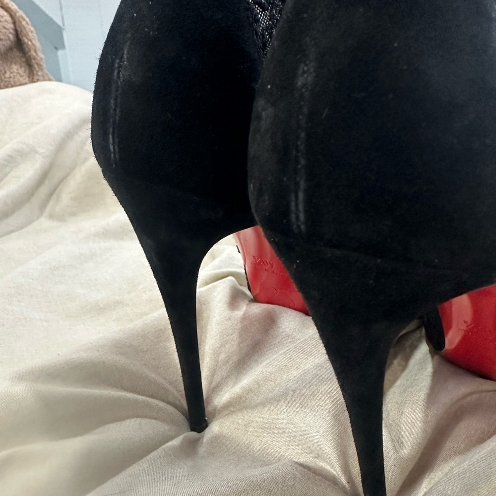 Christian Louboutin Black Lace Pointed-Toe Red Sole Pumps - Picture 6 of 11